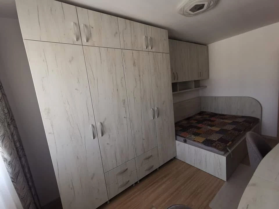 Mobilier dormitor, imaginea 6