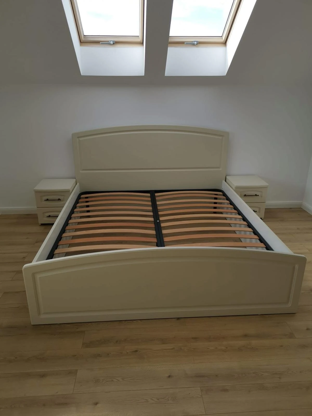 Mobilier dormitor, imaginea 7